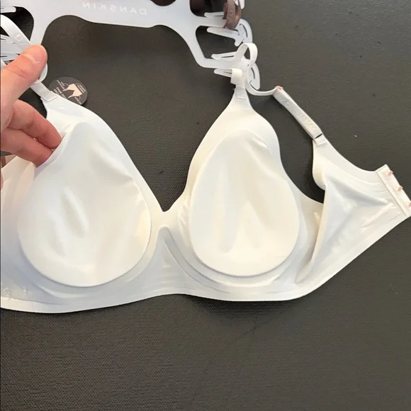 NWT 3-Pk Danskin Gel Bonded Wireless Lounge Bras - Sz. M